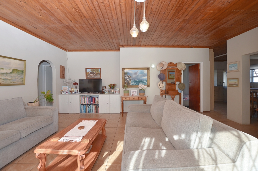 3 Bedroom Property for Sale in Yzerfontein Western Cape